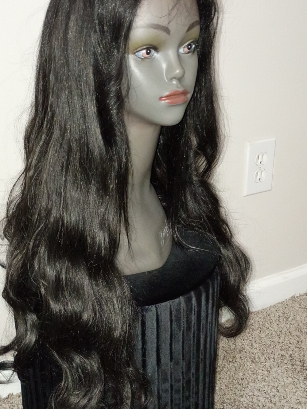 Lace Front Wig - Picture 6 of 8
